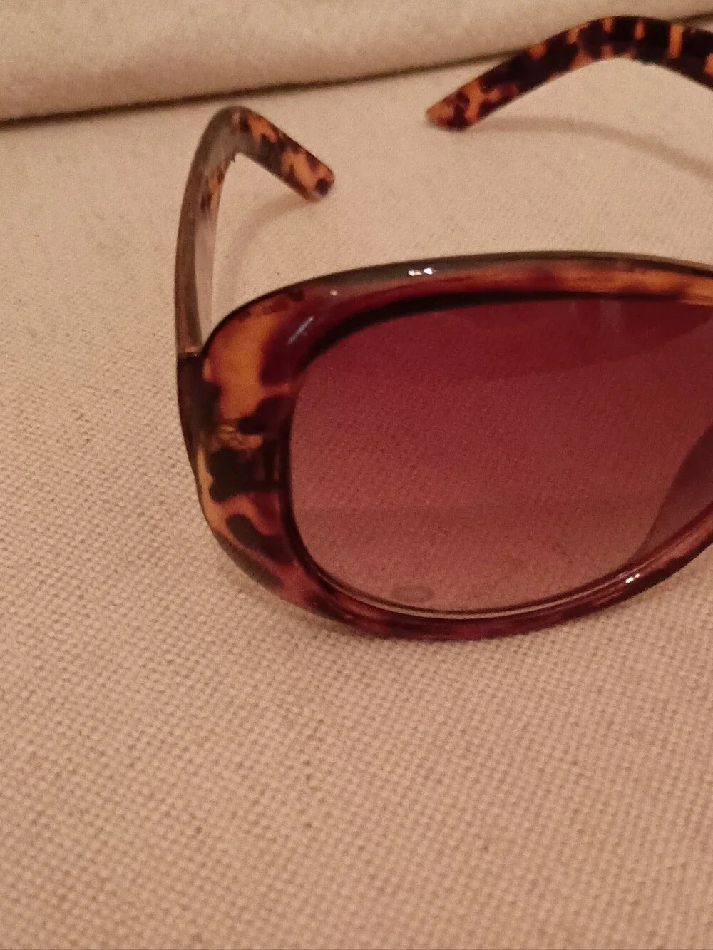 Y2K Baby Phat Classic Tortoiseshell Women’s Sunglasses - Brown Lenses